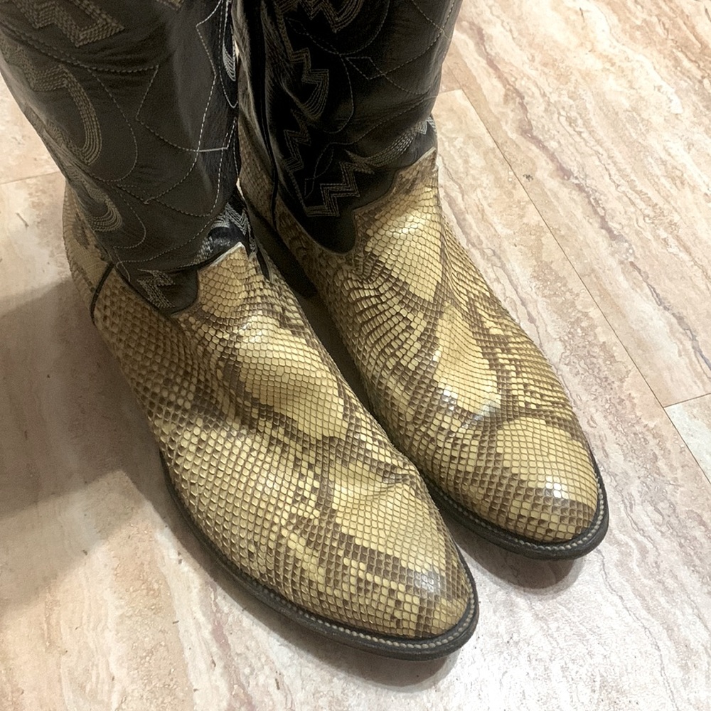 Cowtown snakeskin python mens cowboy boots size 12d